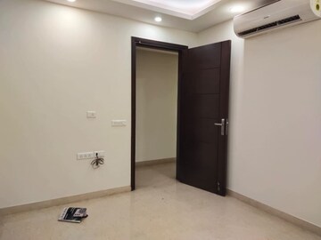 Master Bedroom in 3 BHK Builder Floor at Greater Kailash I – for Rent
