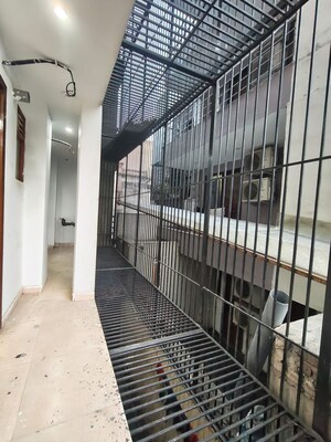 Staircase in 3 BHK Builder Floor at Sector 45 – for Rent