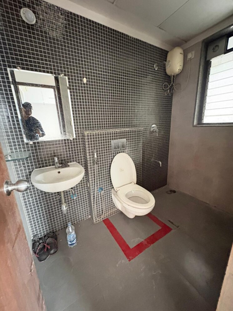 Bathroom, lodha-lakeshore-greens 2 Bedroom 738 Sq.Ft. Apartment In Dombivli East Thane 9395427