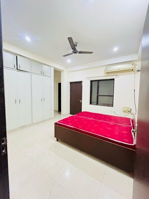 Bedroom in 3 BHK Builder Floor at Sector 46 – for Rent
