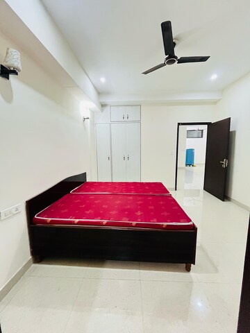 Bedroom in 3 BHK Builder Floor at Sector 46 – for Rent