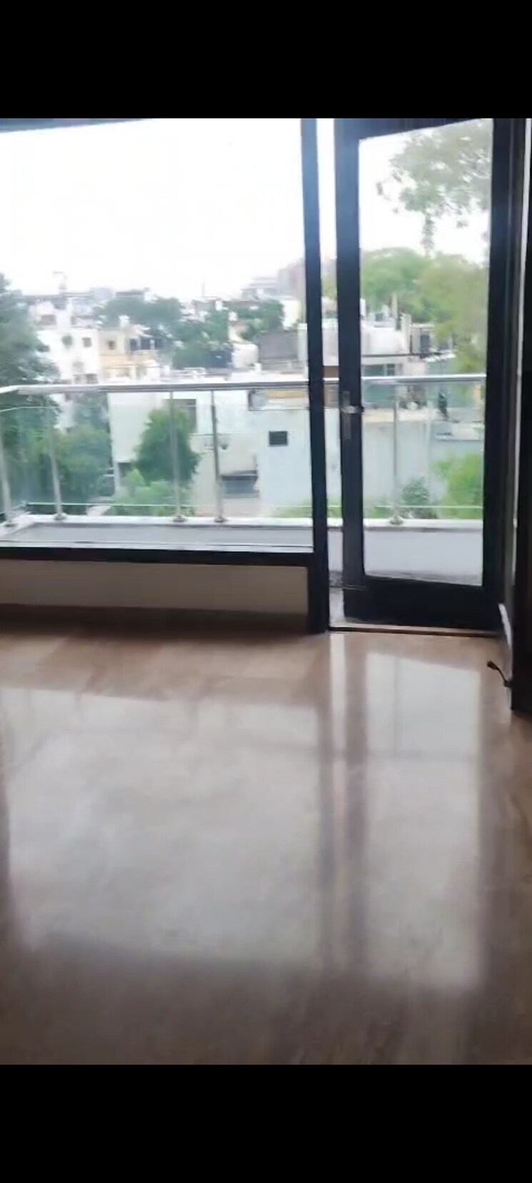 Kitchen, saket 3 Bedroom 2250 Sq.Ft. Builder Floor In Saket Delhi 9395402