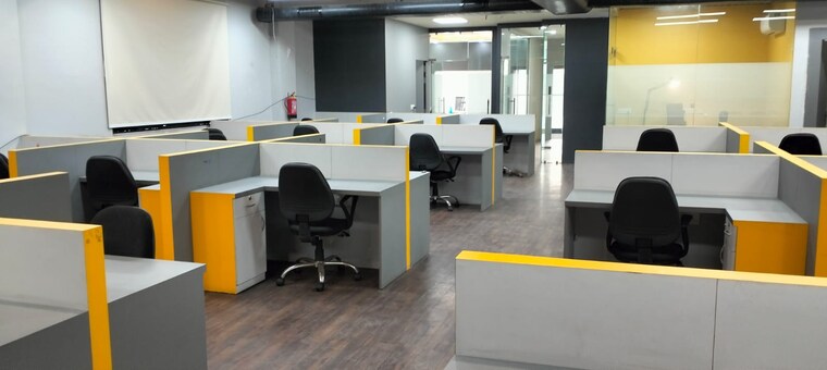 Team Area, sector 4 Commercial Office Space 1800 Sq.Ft. In Sector 4 Noida 9395443