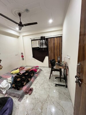 Bedroom in 2 BHK Builder Floor at Sector 46 – for Rent
