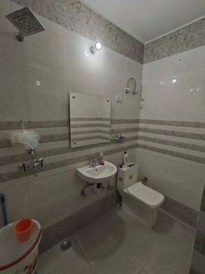 Bathroom in 2 BHK Builder Floor at Sector 46 – for Rent