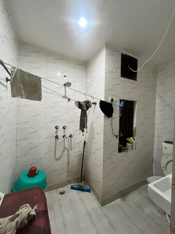 Team Area in 1.5 BHK Independent House at Alpha 1 RWA, Alpha 1 Greater Noida – for Rent