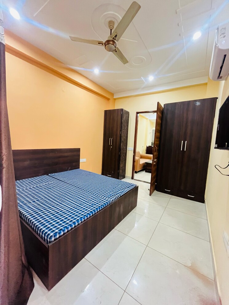 Bedroom, sector 40 2 Bedroom 1365 Sq.Ft. Builder Floor In Sector 40 Gurgaon 9395515