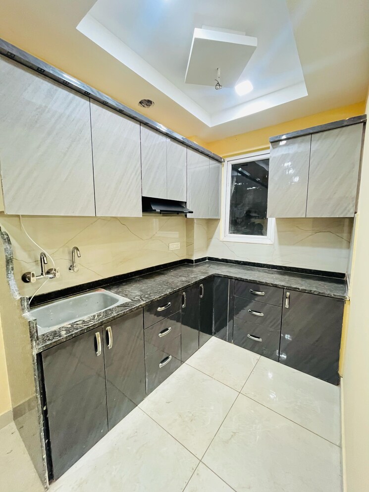 Kitchen, sector 40 2 Bedroom 1365 Sq.Ft. Builder Floor In Sector 40 Gurgaon 9395515