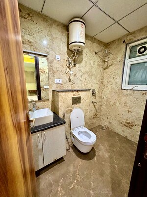 Master Bedroom in Studio Builder Floor at Sector 40 – for Rent