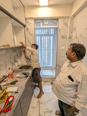 Team Area in 1 BHK Apartment at Dotom Isle, Malad West – for Rent