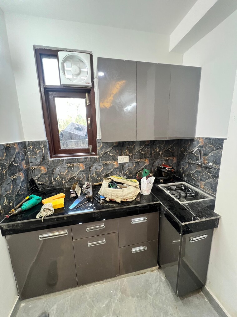 Kitchen, saket 1.5 Bedroom 500 Sq.Ft. Builder Floor In Saket Delhi 9395619