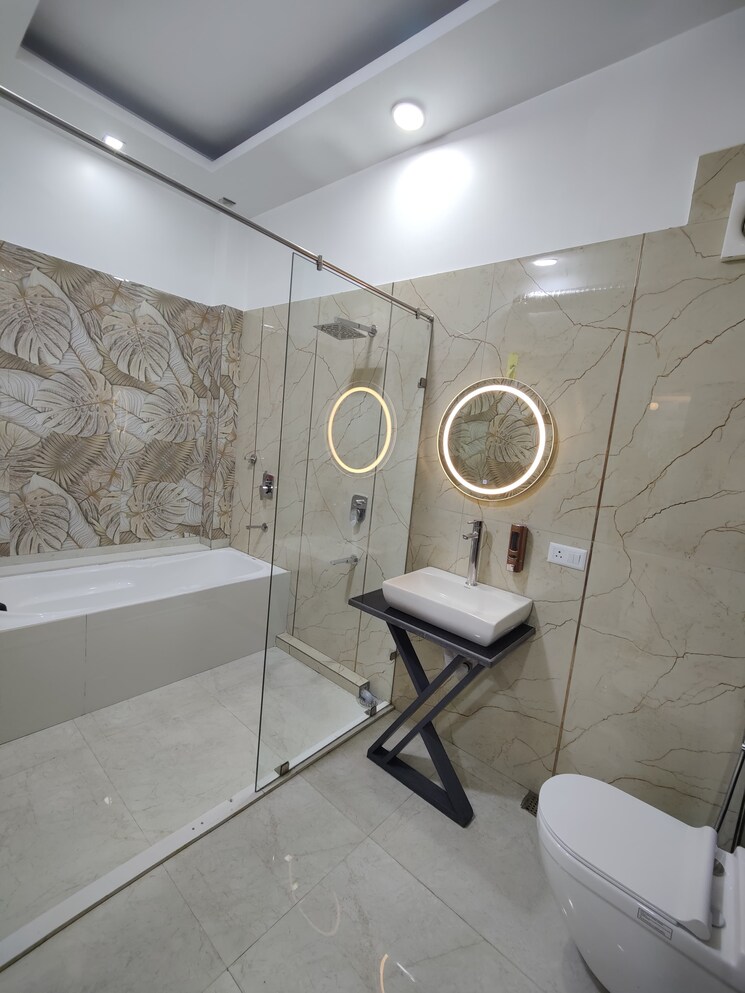 Bathroom, sector 51 Studio 653 Sq.Ft. Builder Floor In Sector 51 Gurgaon 9395598