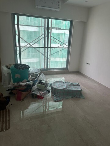 Bedroom in 3.5 BHK Apartment at Ekta Crest, Chembur – for Rent