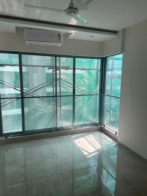 Bedroom in 3.5 BHK Apartment at Ekta Crest, Chembur – for Rent