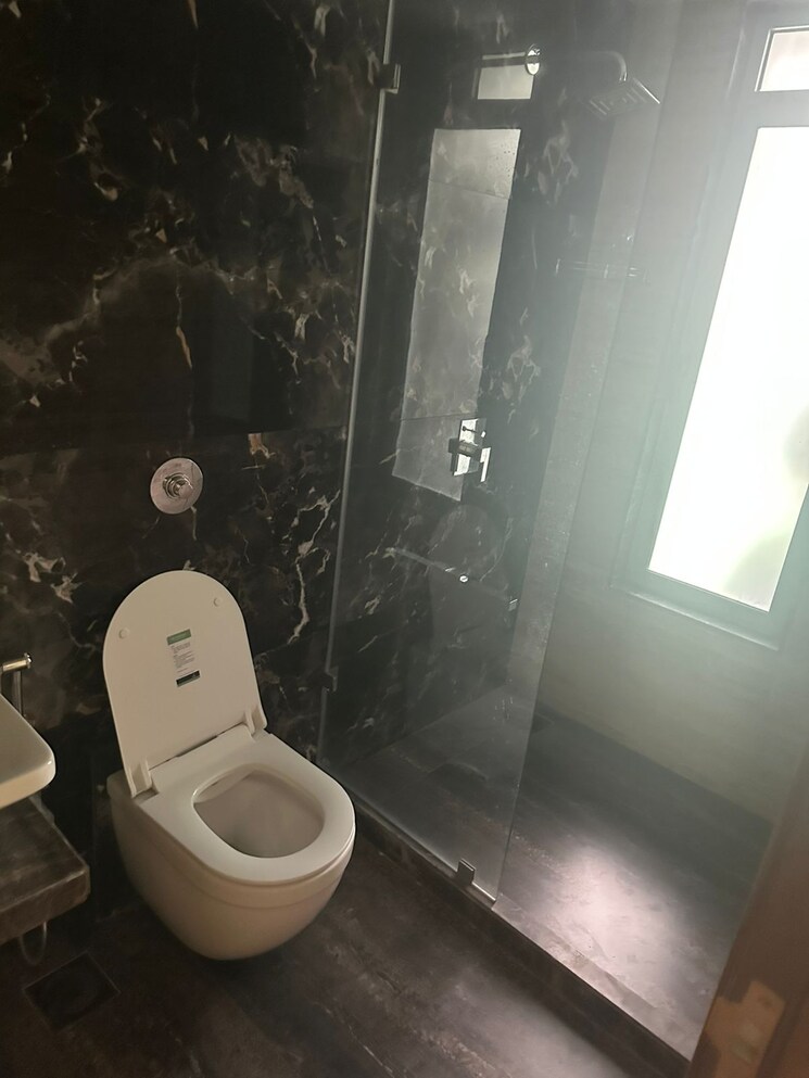 Bathroom, ekta-crest 3.5 Bedroom 1690 Sq.Ft. Apartment In Chembur Mumbai 9395601