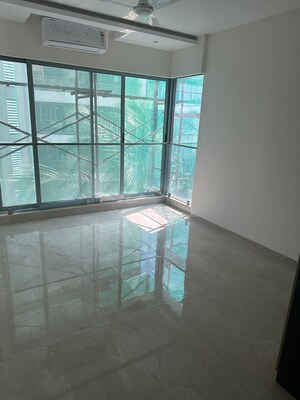 Bedroom in 3.5 BHK Apartment at Ekta Crest, Chembur – for Rent