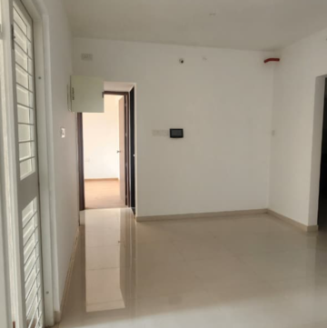 Room in 3 BHK Apartment at Majestique Signature Towers, Dasar – for Sale