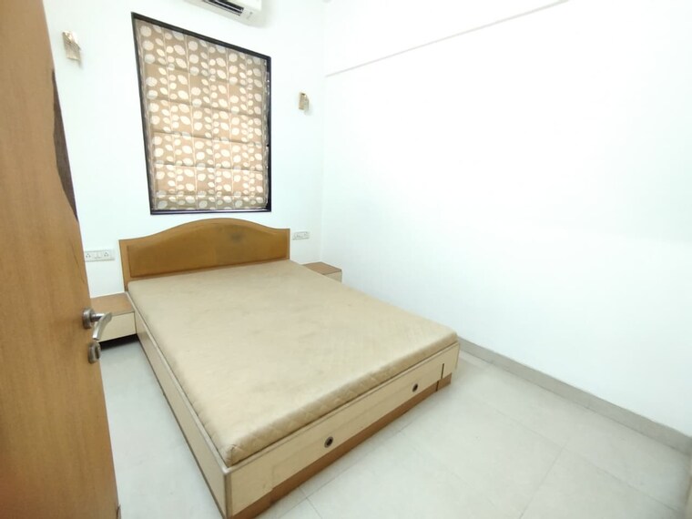 Room, bhagya-nagar-chsl 1 Bedroom 650 Sq.Ft. Apartment In Mahim West Mumbai 9395680