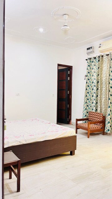 Bedroom in 4 BHK Independent House at Sector 46 – for Rent