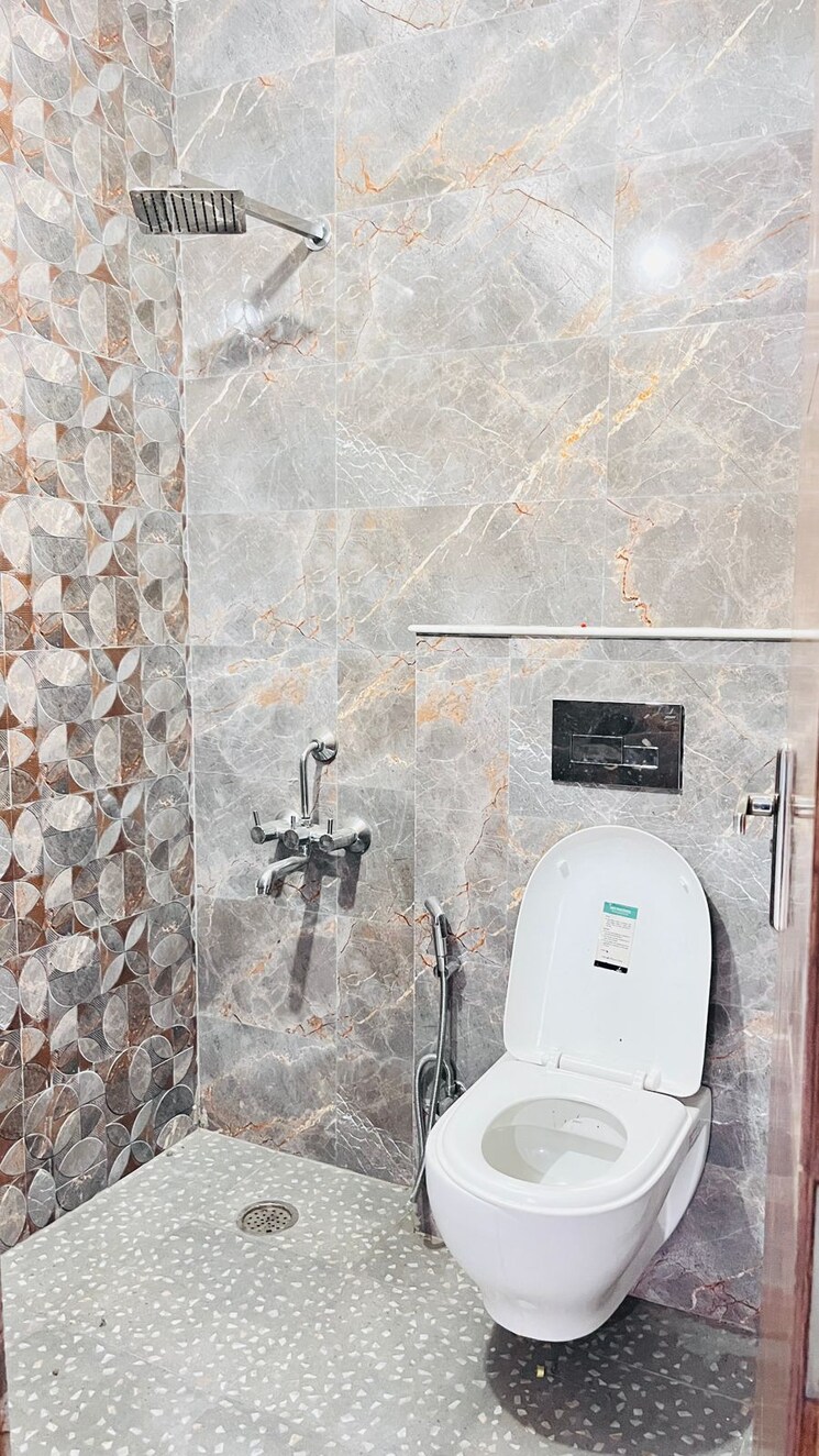 Bathroom, sector 46 4 Bedroom 3150 Sq.Ft. Independent House In Sector 46 Gurgaon 9395710