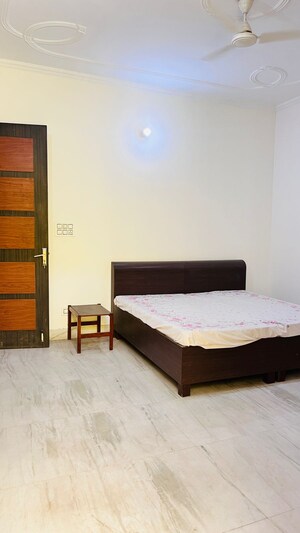 Bedroom in 4 BHK Independent House at Sector 46 – for Rent