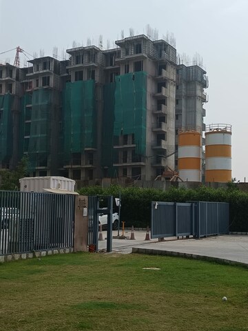 3 BHK Apartment For Sale in HRH City Vasant Valley, Sector 56a