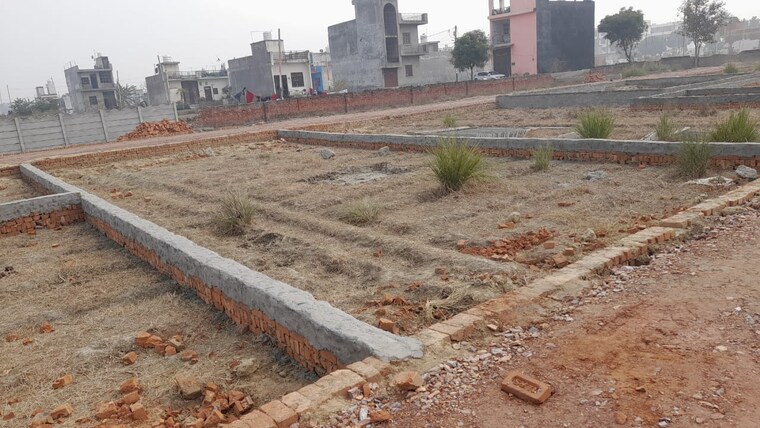 undefined, cbpl-mount-attalia  40 Sq.Yd. Plot In Jewar Greater Noida 9395712