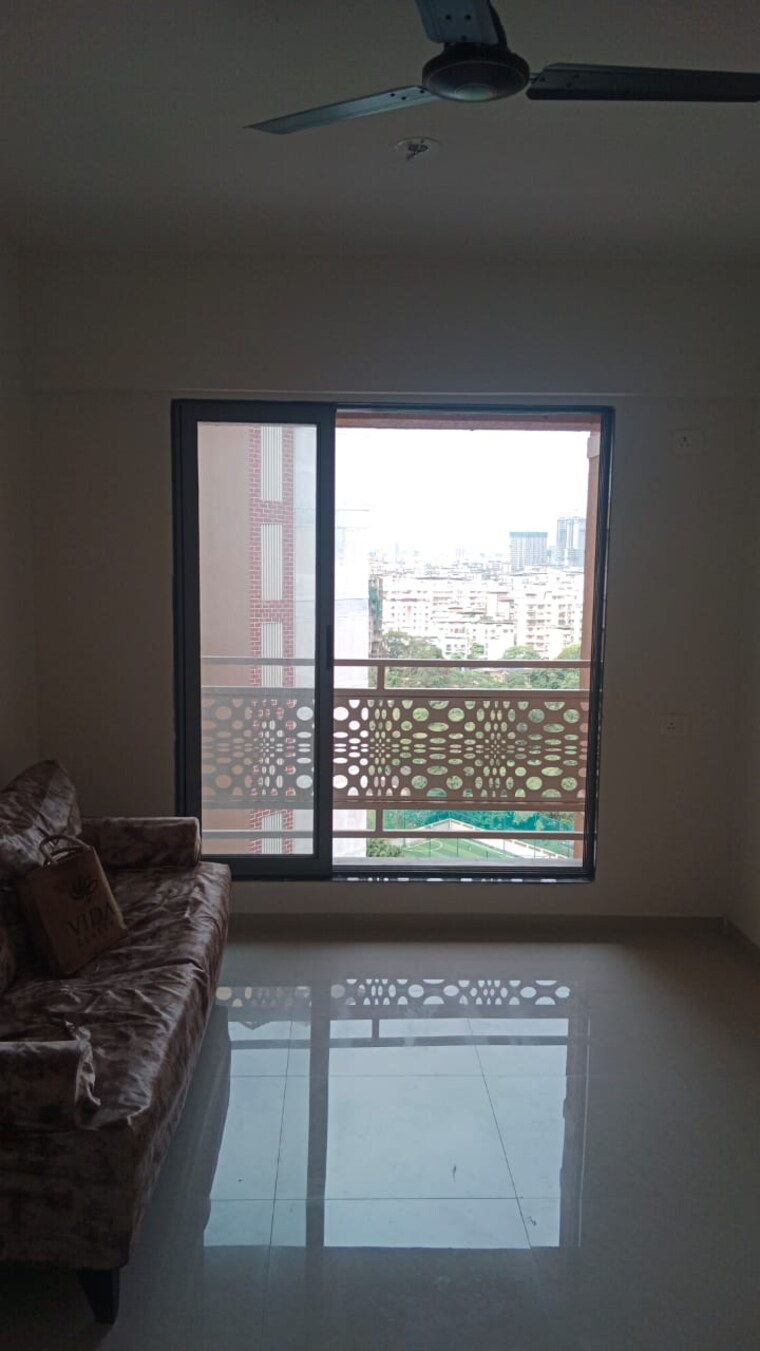 Room, lodha-park 1 Bedroom 425 Sq.Ft. Apartment In Dombivli East Thane 9395859