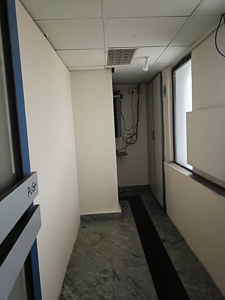 undefined, hill-view-banjara-hills Commercial Office Space 1800 Sq.Ft. In Banjara Hills Hyderabad 9395969