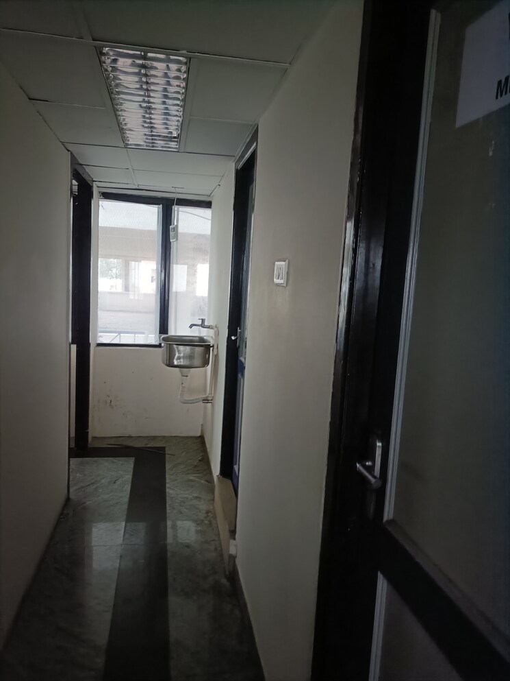 undefined, hill-view-banjara-hills Commercial Office Space 1800 Sq.Ft. In Banjara Hills Hyderabad 9395969