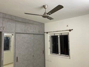 Room in 3 BHK Apartment at Vaishnavi Gardenia, Jalahalli West – for Rent