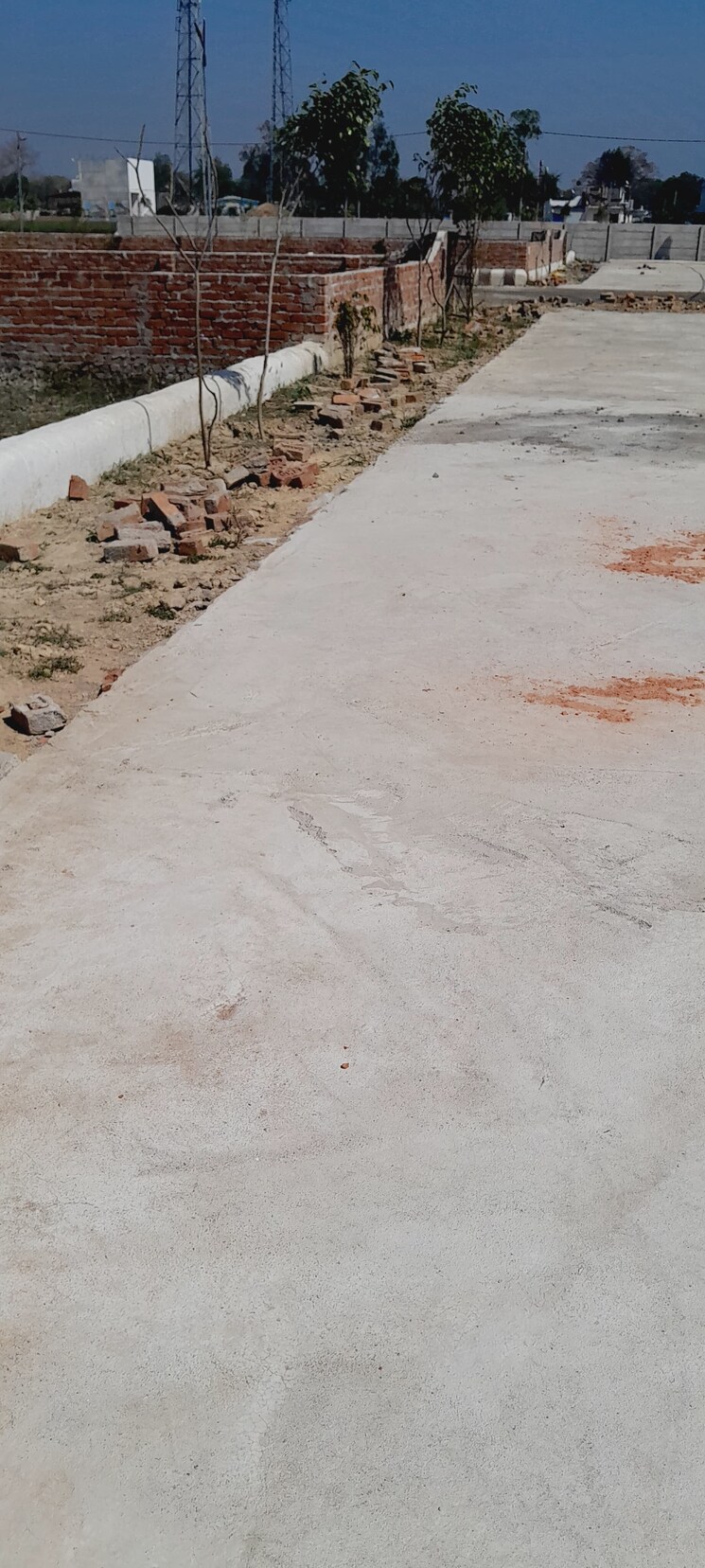 Room, new town  700 Sq.Ft. Plot In New Town Kolkata 9396385