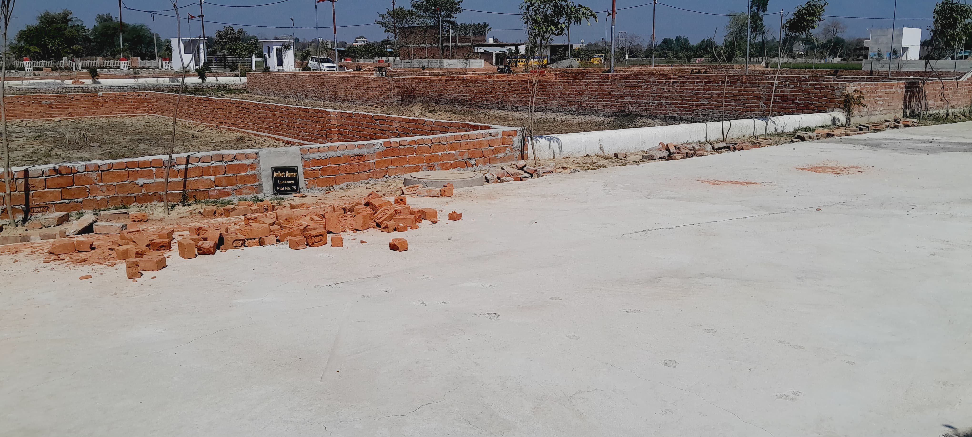 Plot For Sale in New Town