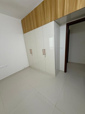 Room in 3 BHK Apartment at L&T Raintree Boulevard, Hebbal – for Rent