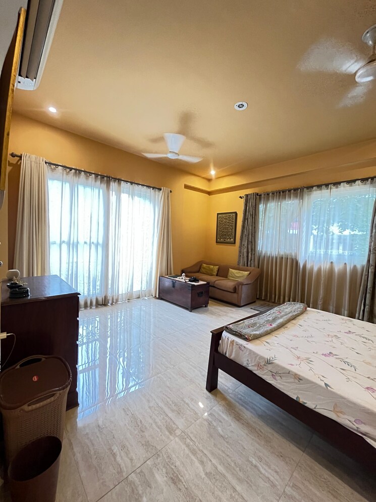 Bedroom, ameya-sapphire-57 3 Bedroom 263 Sq.Yd. Builder Floor In Sector 57 Gurgaon 9396310