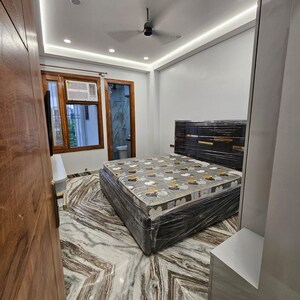 Bedroom in 2 BHK Builder Floor at Sector 40 – for Rent