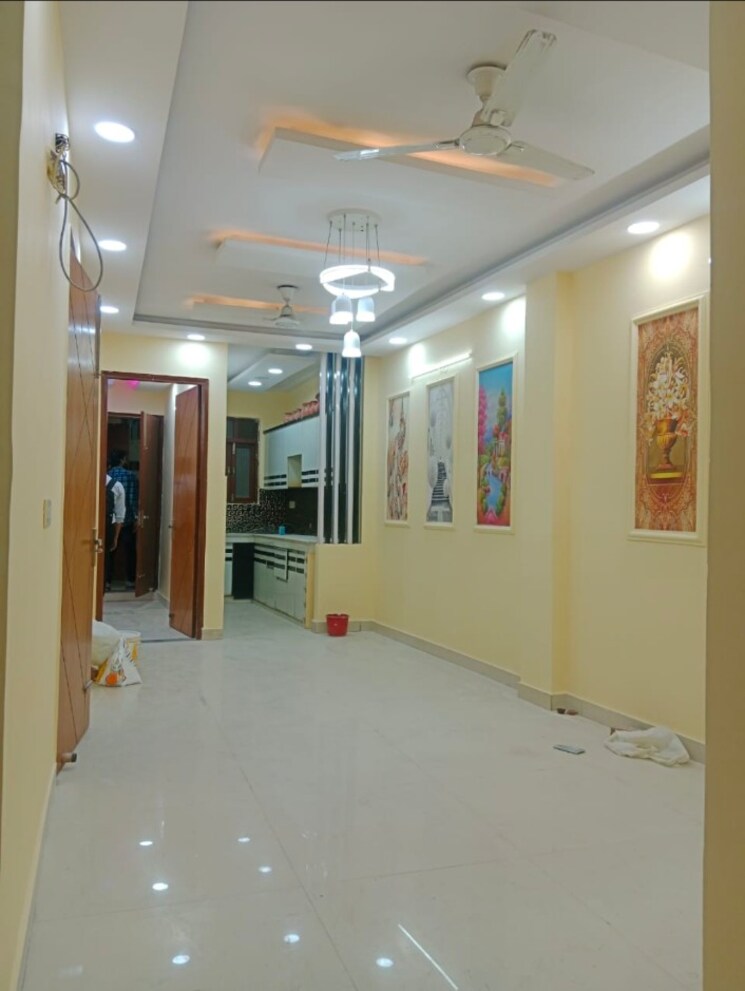 Room, govindpuri 3 Bedroom 900 Sq.Ft. Builder Floor In Govindpuri Delhi 9396337