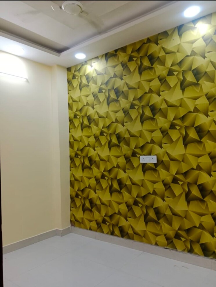 Room, govindpuri 3 Bedroom 900 Sq.Ft. Builder Floor In Govindpuri Delhi 9396337