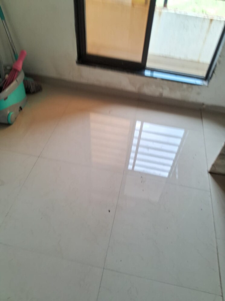 Room, regency-estate 1 Bedroom 425 Sq.Ft. Apartment In Dombivli East Thane 9396268