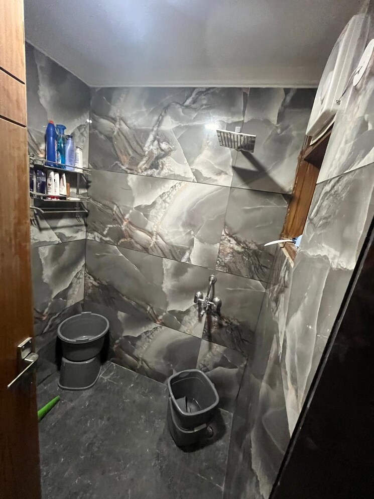 Attached Bathroom, freedom fighters enclave 2 Bedroom 850 Sq.Ft. Apartment In Freedom Fighters Enclave Delhi 9396536