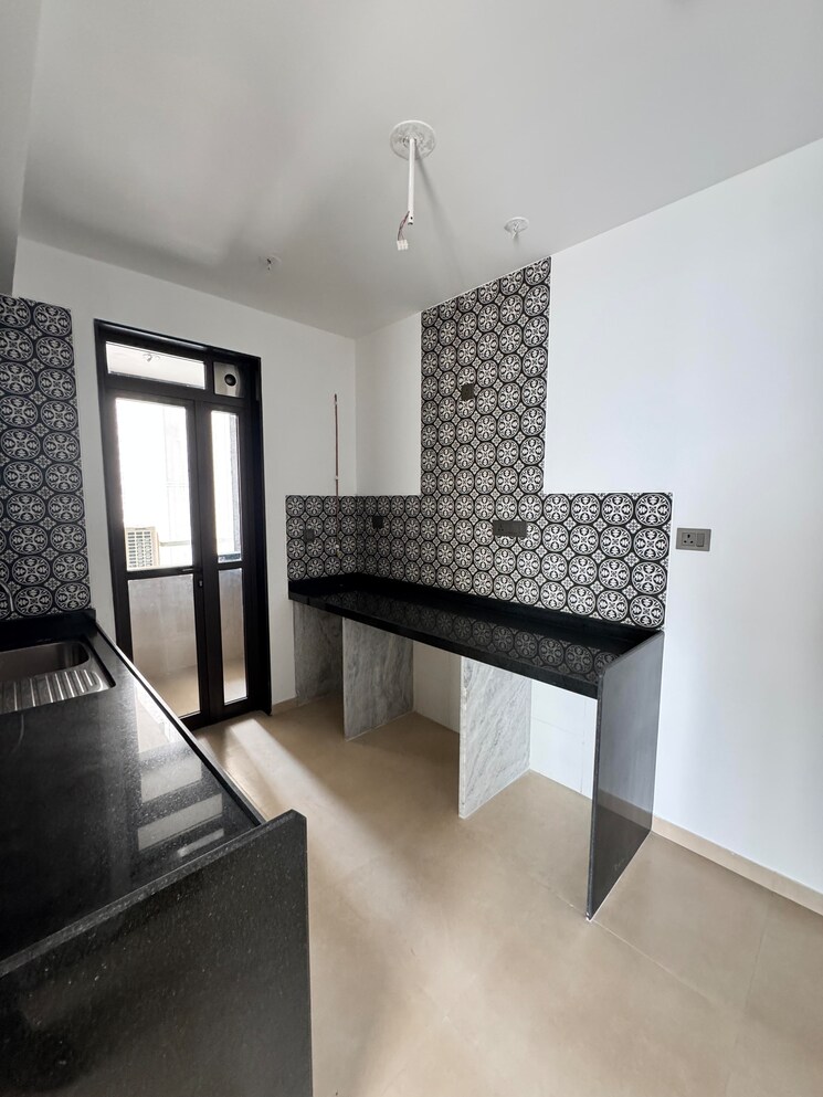 Kitchen, lodha-world-crest 3 Bedroom 1253 Sq.Ft. Apartment In Worli Mumbai 9396519