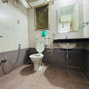 Attached Bathroom in 2 BHK Apartment at Sun Empire, Sun City – for Rent