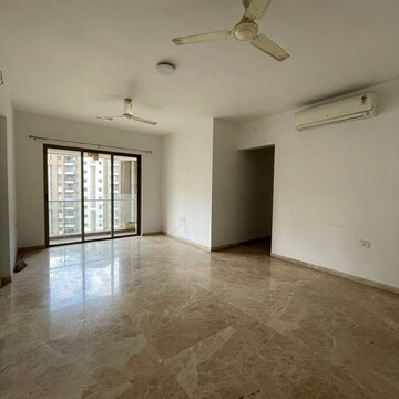 Room in 3 BHK Apartment at Lodha Splendora, Bhayandarpada – for Rent
