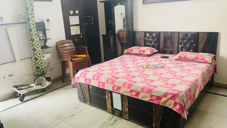 Bedroom, ashoka enclave 2 Bedroom 600 Sq.Ft. Apartment In Ashoka Enclave Faridabad 9396598