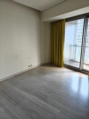 Room in 3 BHK Apartment at Lodha The World Towers World One Tier 2, Worli – for Rent
