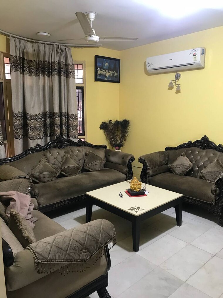 Bedroom, sahastradhara road 3 Bedroom 117 Sq.Yd. Independent House In Sahastradhara Road Dehradun 9396675