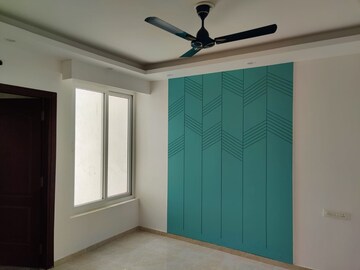 Room in 3 BHK Apartment at Omaxe Royal Residency Faridabad, Sector 79 – for Sale