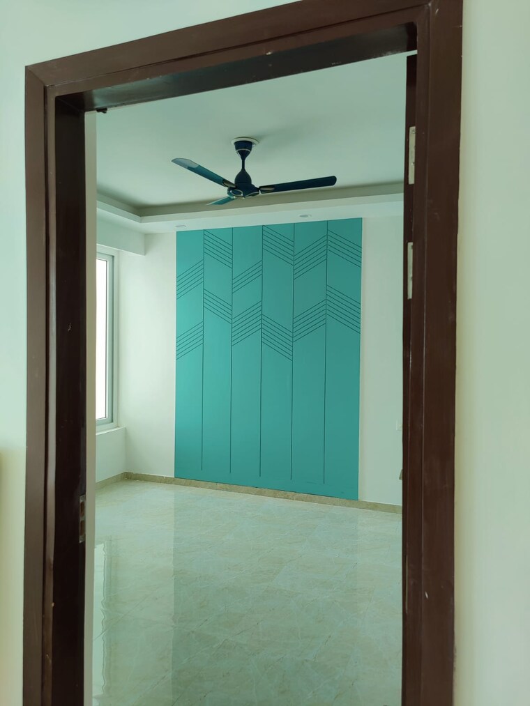 Room, omaxe-royal-residency-faridabad 3 Bedroom 1685 Sq.Ft. Apartment In Sector 79 Faridabad 9396794