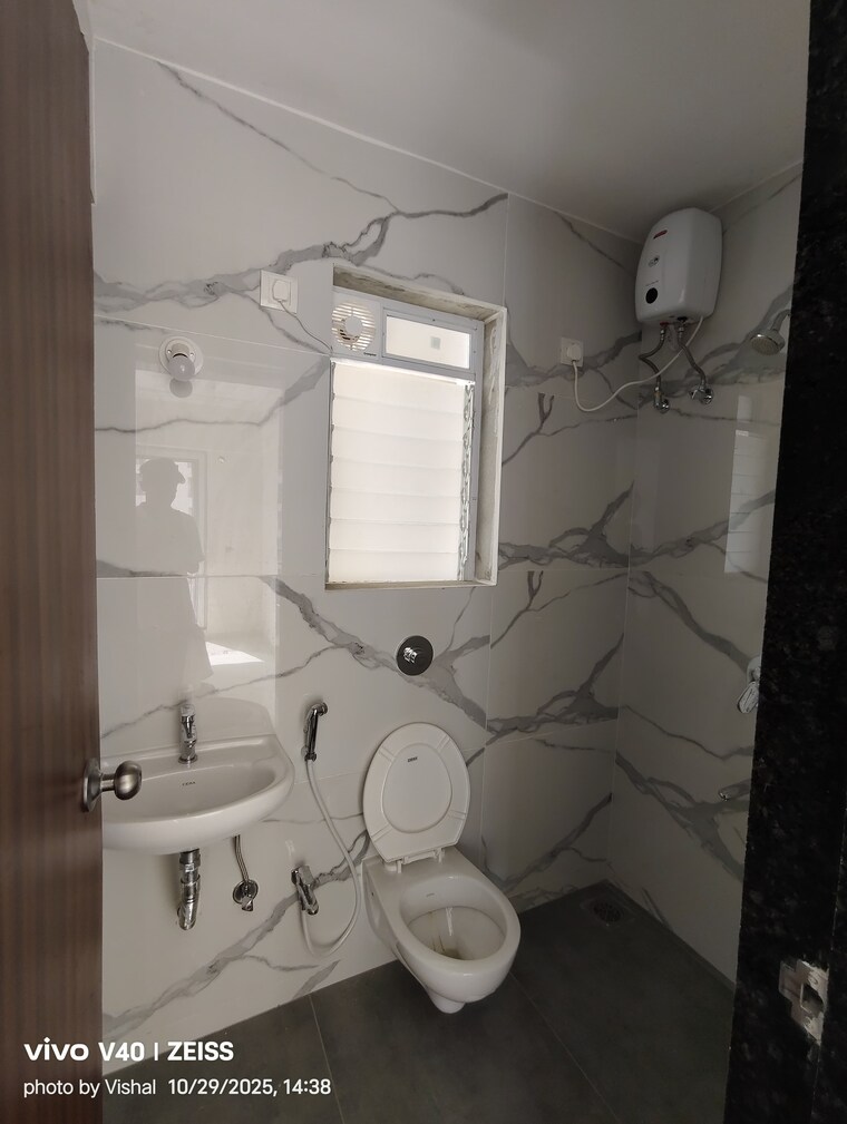 Master Bedroom, raunak-bliss 1 Bedroom 400 Sq.Ft. Apartment In Ghodbunder Road Thane 9396871