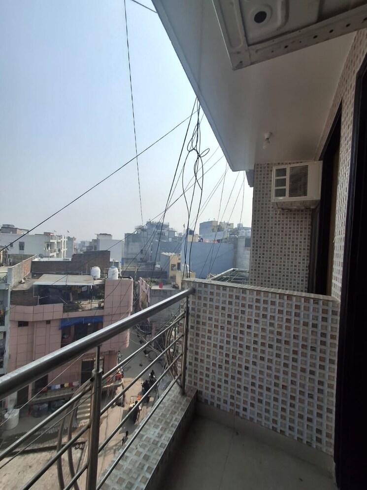Balcony, saket 1 Bedroom 450 Sq.Ft. Builder Floor In Saket Delhi 9396876